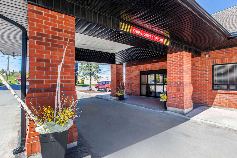 Comfort Hotel & Suites, Peterborough