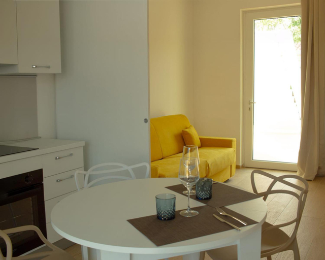 5, SUNSHINE LUXURY APARTMENTS - Private Pool and Beach - Policoro Lido, Matera
