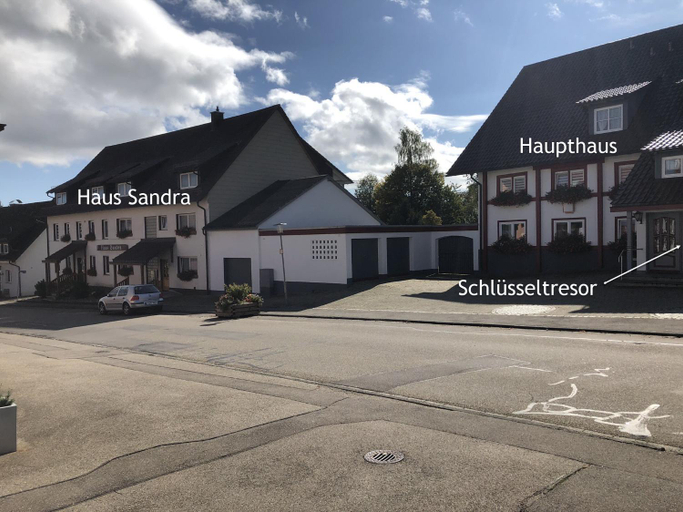Others 5, Boardinghouse-SWB im Hirschen, Schwarzwald-Baar-Kreis