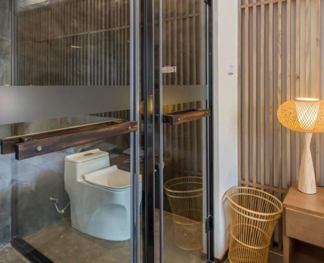 Bathroom 3, Zitaoxuan Inn, Jiaxing