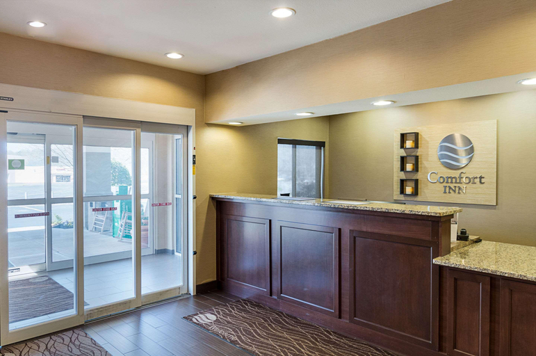 Public Area 3, Comfort Inn Barboursville Area, Cabell