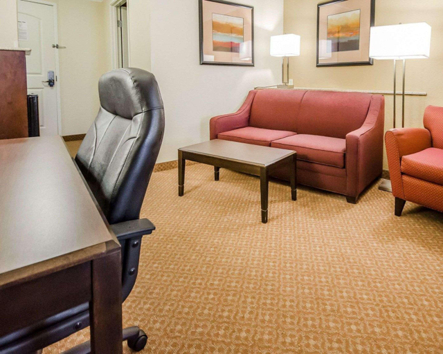 Public Area 2, Comfort Suites Elizabethtown, Hardin