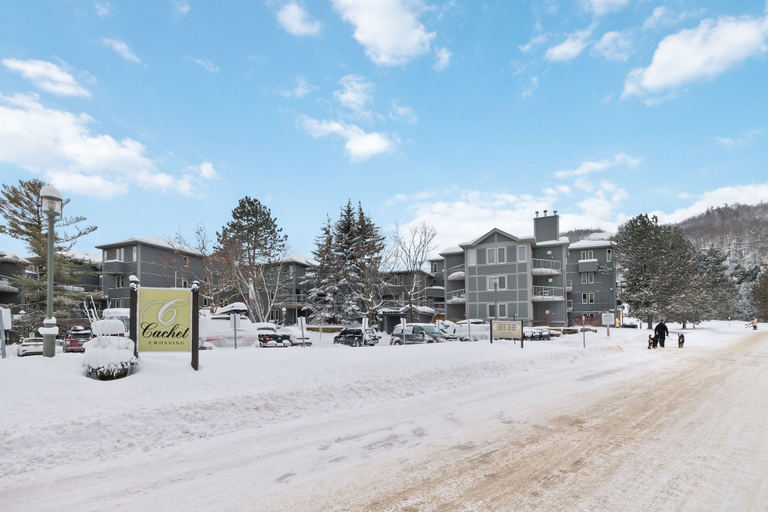 Exterior & Views 2, Cachet Crossing Chalets, Grey