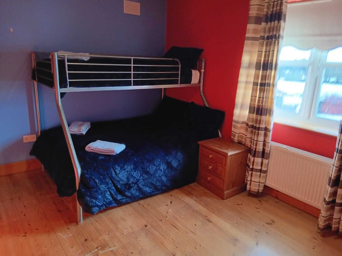 Bedroom 5, Global Guest Ireland