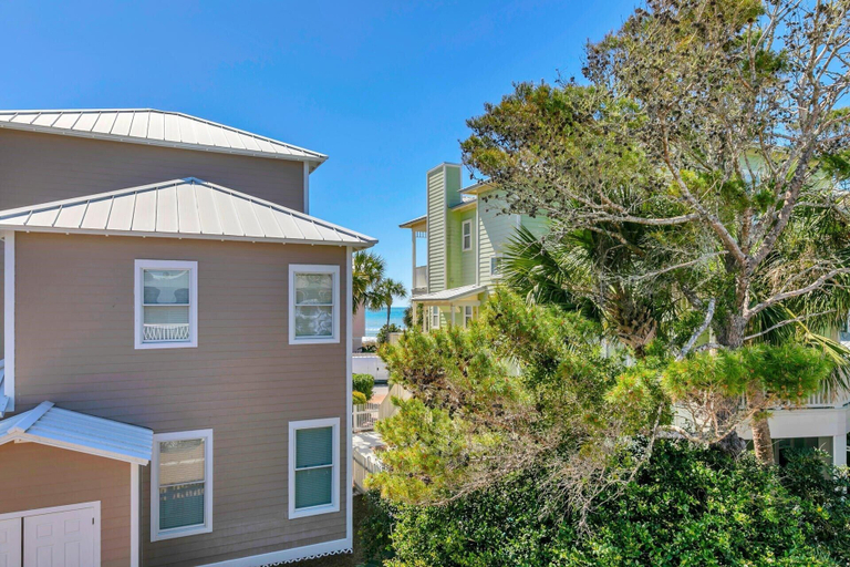 Exterior & Views 1, La Bella Vita, Walton