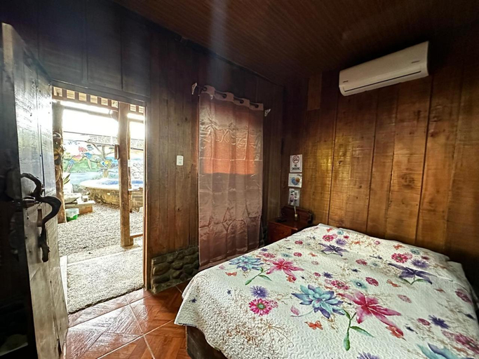 Others 5, Hostel Rustico MarAbi, Garabito