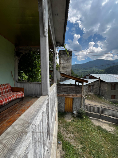 Others 4, Nanago Guesthouse, Mestia