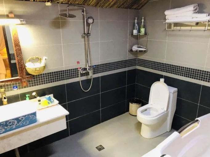 Bathroom, Floral Hotel Northern Cloudborn Lijiang, Lijiang