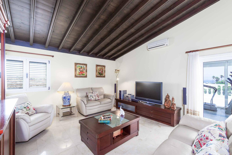 Others 5, Villa Cervera, Las Palmas