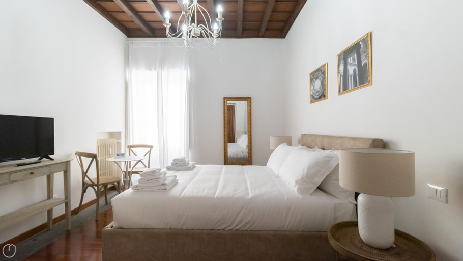 Room 3, Italianway - Barberini 4 Magister, Roma