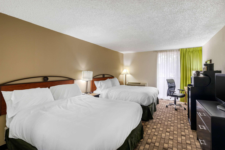 Bedroom 5, Quality Inn Tyler - Lindale, Smith