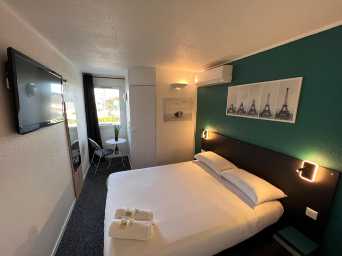 Bedroom 3, L'Escale d'Ales Hotel, Gard