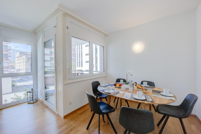 Room 2, Casa Al Molo in Locarno, Locarno