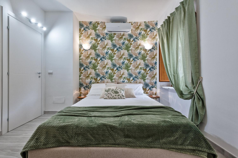 Bedroom 16