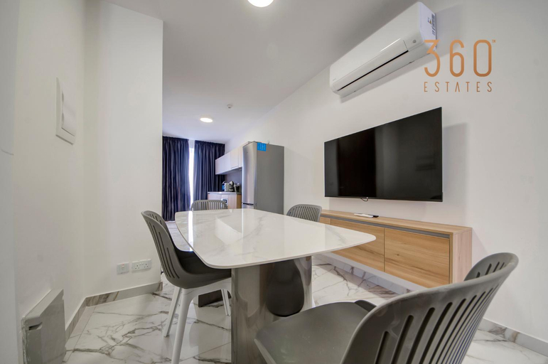 Shared lounge/TV area 4, St Pauls Bay Oasis Suites by 360 Estates, Saint Paul's Bay