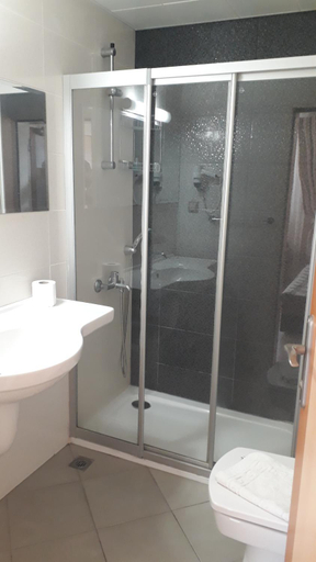 Bathroom 2, Ecem Apart Hotel, Marmaris