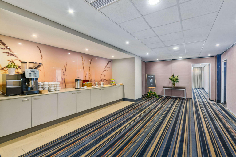 Public Area 4, Quality Suites Pioneer Sands, Wollongong - Inner
