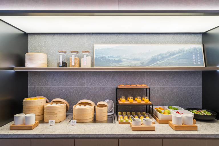 Food & Drinks 5, Ji Hotel Qionghai Wanquan River Renmin Road, Hainan