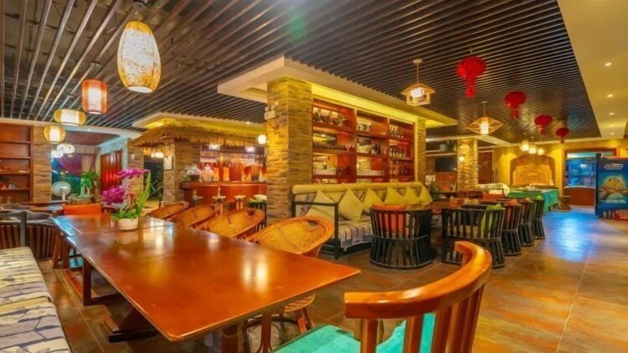 Food & Drinks 2, Floral Hotel Roaring Elephant, Xishuangbanna Dai