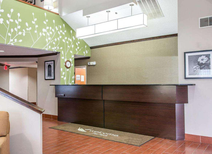 Public Area 2, Baymont by Wyndham Flat Rock, Wayne