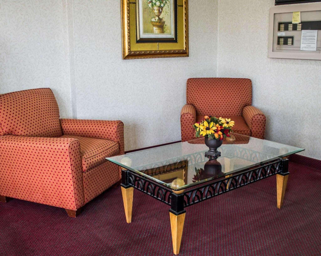 Public Area 3, Econo Lodge Wooster, Wayne
