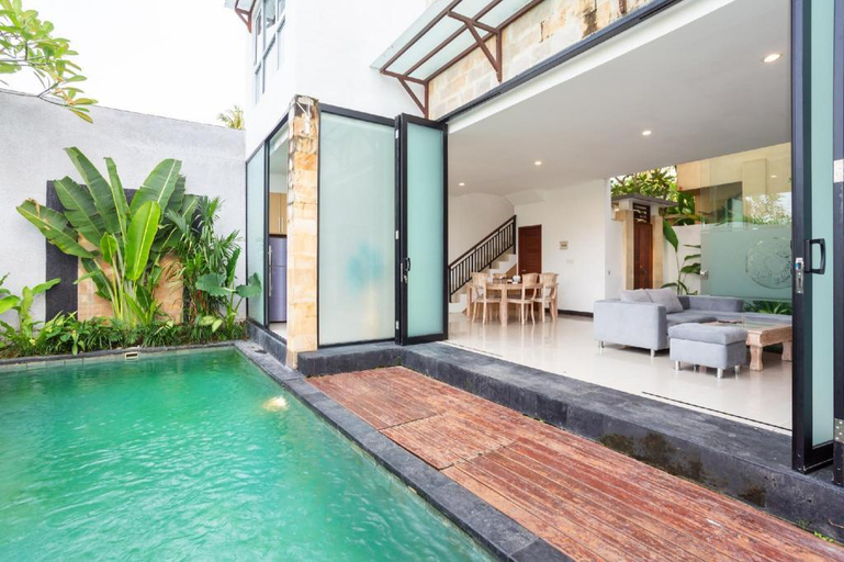 Swimming Pool 16