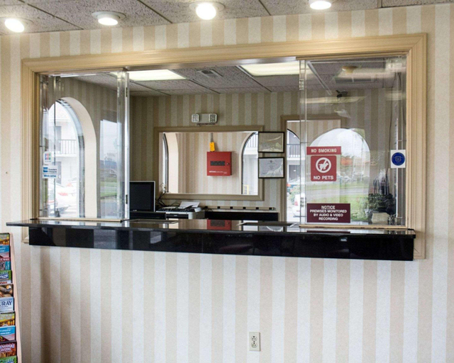 Public Area 3, STUDIOS & SUITES 4 LESS CHESAPEAKE, Chesapeake