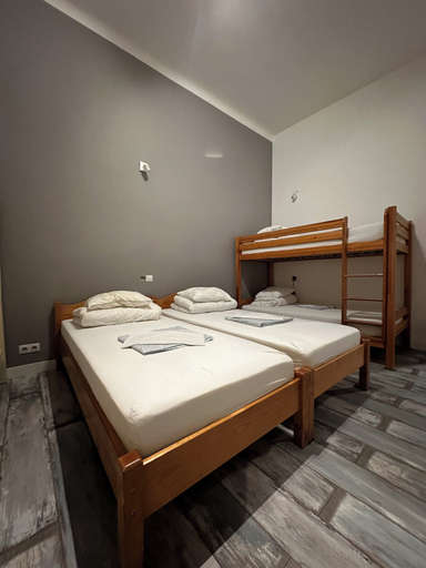 Bedroom 3, Hostel Chmielna 5 Rooms & Apartments, Warsaw