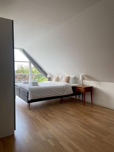 Bedroom 2, Kirsebærkroen - The Inn Between, Vordingborg