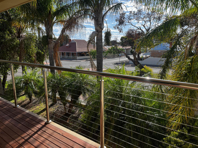 Others 4, Cowell Townhouse apartments, Franklin Harbour