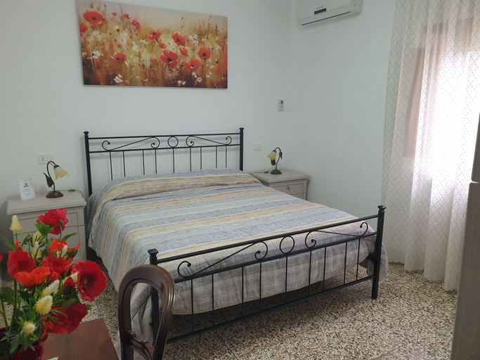 Bedroom 4, B&B Il Mandorlo, Arezzo