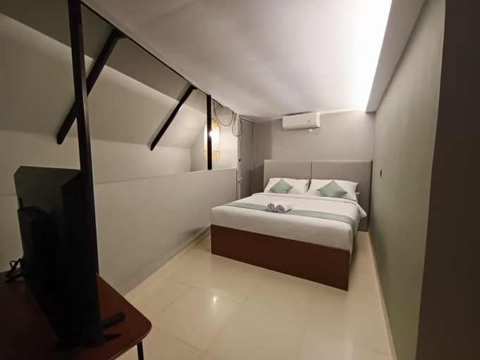 Bedroom 8