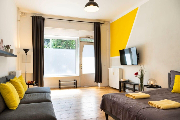 Others 4, Cosy Appt + Self Check-in + free Street parking, Berlin