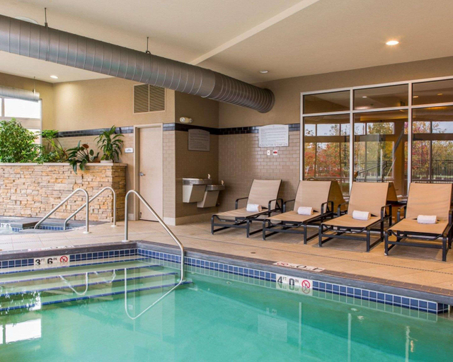 Sport & Beauty 2, Cambria Suites Appleton, Outagamie
