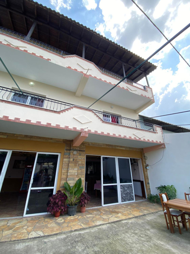 Exterior & Views 1, Titi's Guest Apartment, Beratit