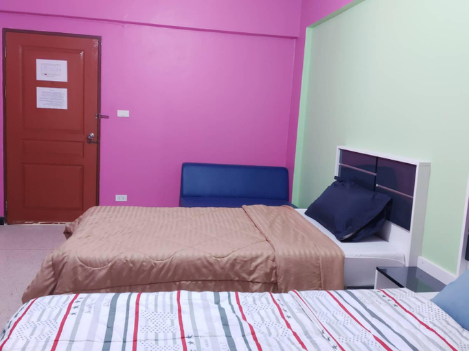 Bedroom 14