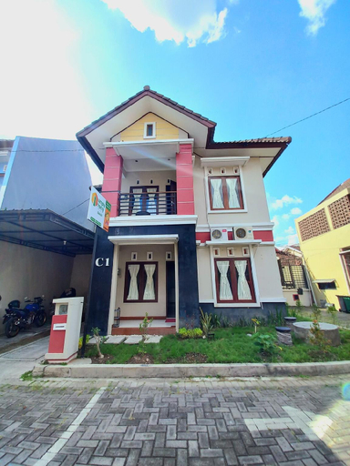 Exterior & Views 1, Homestay Jogja Simply Homy Ambarukmo 3 JEC, Bantul