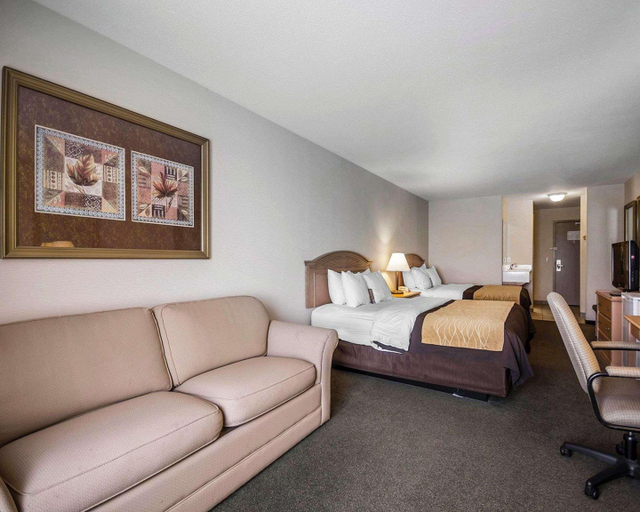 Bedroom 3, Comfort Inn & Suites, Columbia-Shuswap