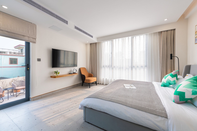 Bedroom 2, Tianya Jingxi Seaview Inn in Sanya, Sanya