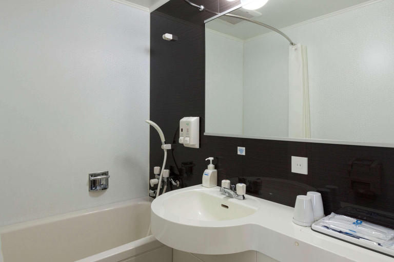Bathroom 4, Comfort Hotel Kurosaki, Kitakyūshū