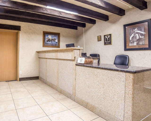 Public Area 2, Rodeway Inn, Baker