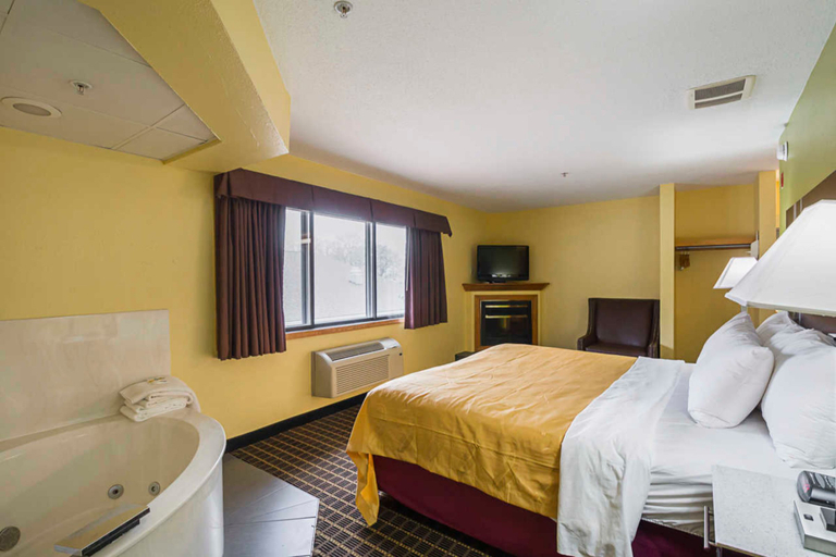 Bedroom 3, Quality Inn & Suites Harrington - Milford, Kent