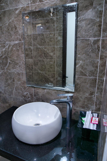 Bathroom 3