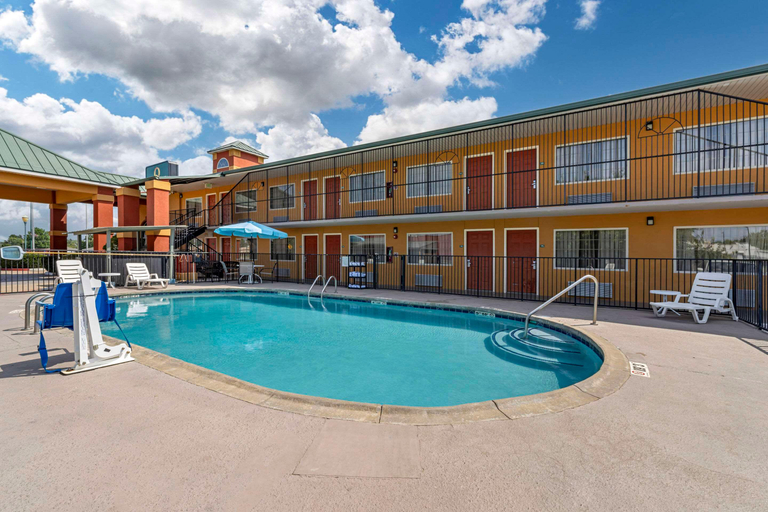 Sport & Beauty, Quality Inn Siloam Springs West, Benton