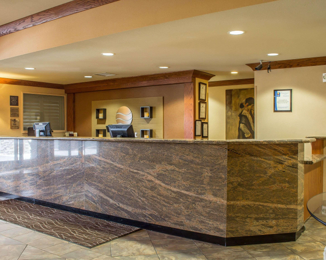 Public Area 2, Comfort Inn & Suites Thatcher - Safford, Graham