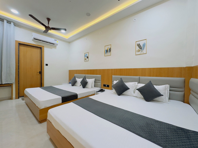 Others 3, Hotel Sharda Inn, Ujjain