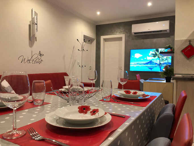Others 3, Sea View 2 Bedroom Penthouse close to Beach Hpi6767