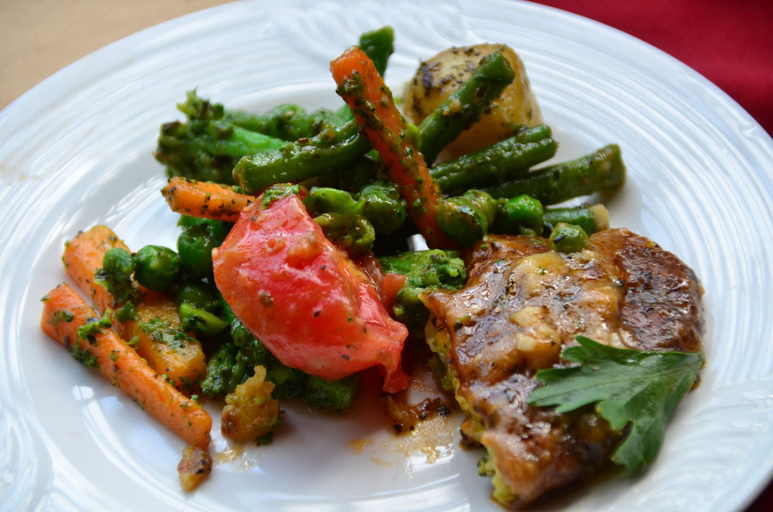 Food & Drinks 5, Manali Heights, Kullu