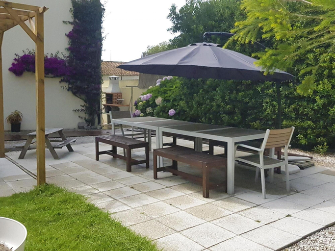 Room 2, Lvpremier GR1 Beachfront Heated Pool spa Games, Vila Nova de Gaia