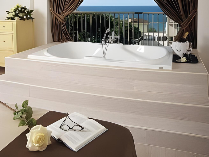 Bathroom 4, M Glamor Hotel, Pesaro E Urbino
